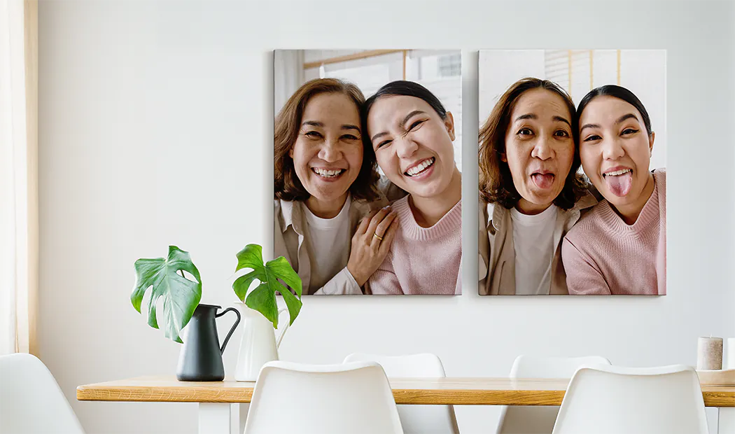 ["Personalised Photo Canvas Prints from Printerpix","Canvas Prints","Canvas Print Sizes","Mother lovingly kisses her young son on a canvas print","Gallery wall with canvas prints","Canvas print of a couple enjoying their holiday","","","","",""]||||||||||